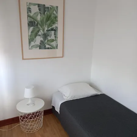 Проживание в семье Buddies Charm - Self Catering