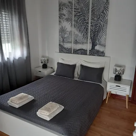 Quarto em Acomodações Particulares Buddies Charm - Self Catering *